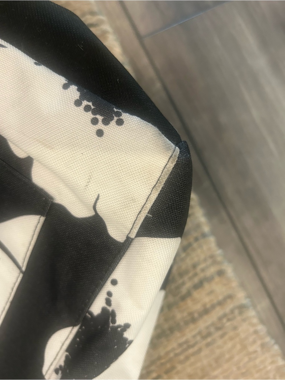 thirty-one Black and White Floral Tote with Front Pocket - Picture 7 of 7